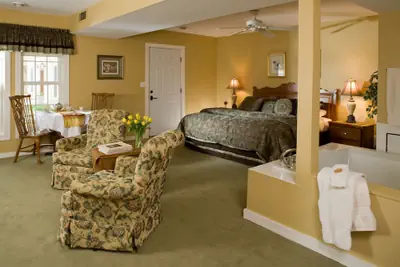 Photo 4 - Goldmoor Inn