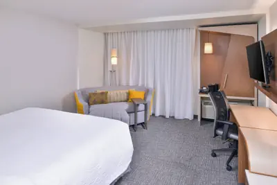Photo 4 - Courtyard by Marriott Columbus Grove City