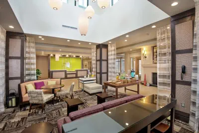 Photo 5 - Hilton Garden Inn Pittsburgh Airport South-Robinson Mall