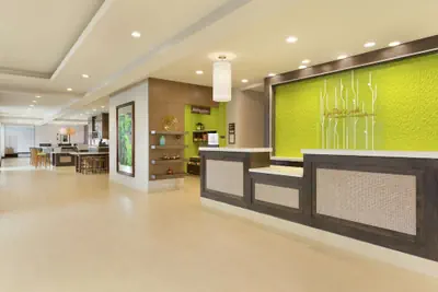 Photo 3 - Hilton Garden Inn Pittsburgh Airport South-Robinson Mall
