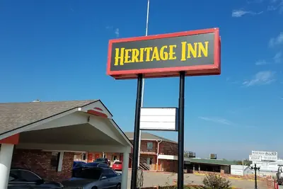 Photo 2 - Heritage Inn