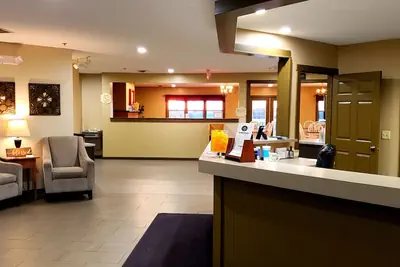 Photo 2 - Berlin Heritage Inn