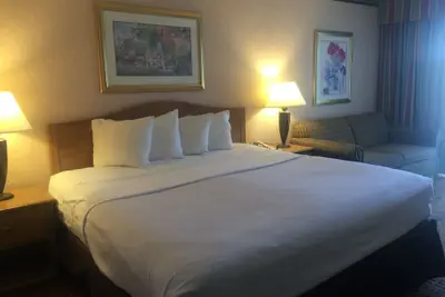 Photo 4 - Americas Best Value Inn & Suites Boise