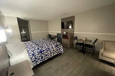 Photo 5 - SimpleStay Suites - San Bernardino