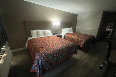 Photo 4 - SimpleStay Suites - San Bernardino