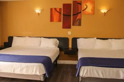 Photo 3 - Motel 6 Glendale, CA – Pasadena Burbank Los Angeles