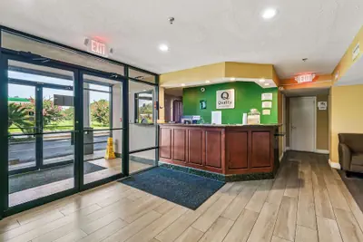 Photo 3 - Quality Inn Quincy - Tallahassee West
