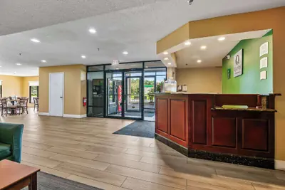 Photo 4 - Quality Inn Quincy - Tallahassee West