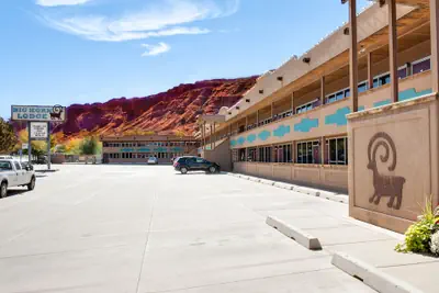 Photo 2 - Big Horn Lodge