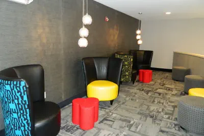 Photo 4 - Holiday Inn Express & Suites Shippensburg by IHG
