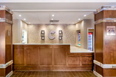 Photo 3 - Comfort Inn & Suites Lynchburg Airport - University Area
