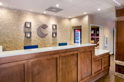 Photo 5 - Comfort Inn & Suites Lynchburg Airport - University Area