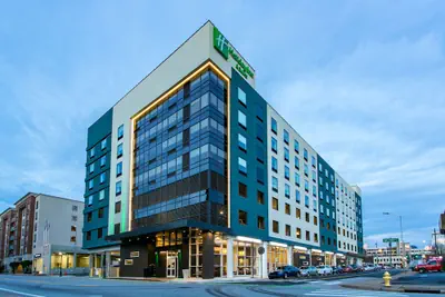 Photo 2 - Holiday Inn Hotel & Suites Chattanooga Downtown by IHG