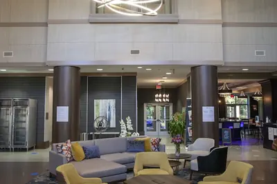 Photo 5 - Crowne Plaza Shenandoah - Woodlands Area by IHG