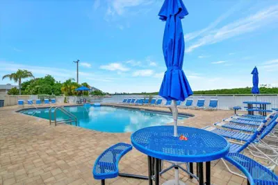 Photo 5 - Bahia Waterview Suite Pool Tennis Beach Fishing