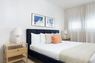 Photo 5 - Ocean Park 1BD-1BA-Pool Walktobeach -VII