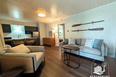 Photo 4 - Beachfront Haven