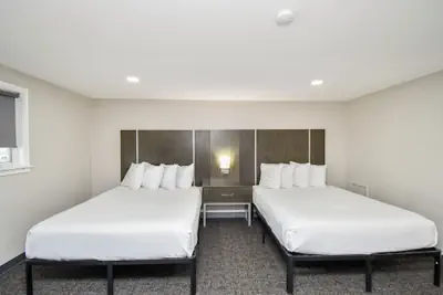 Photo 3 - Settle Inn