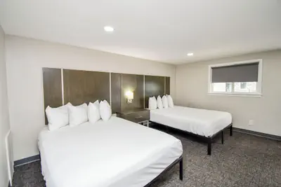 Photo 4 - Settle Inn