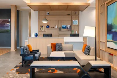 Photo 4 - Hyatt House Fresno Campus Pointe