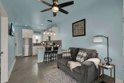 Photo 2 - Modern Casita With Hot Tub Six Minutes From Main Street