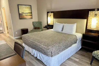 Photo 5 - Coastal Comfort Hotel