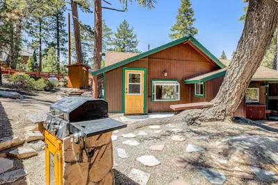 Photo 2 - Castle Rock Cabin #178