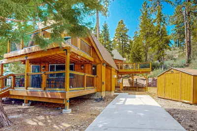Photo 2 - Primrose Cabin #709