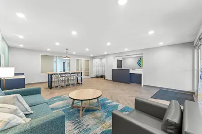 Photo 4 - Woodspring Suites Wilmington Riverfront