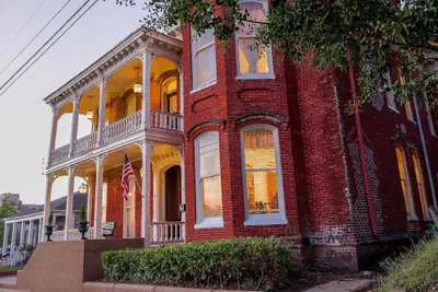 Photo 2 - Baer House Inn