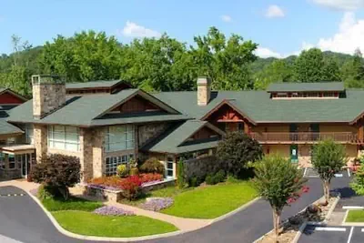 Photo 2 - The Greystone Lodge on the River