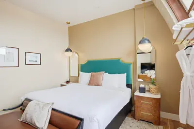 Photo 5 - The Q Inn
