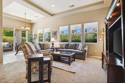 Photo 3 - Stylish 2BR w Spa Patio
