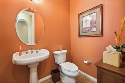Photo 5 - Stylish 2BR w Spa Patio
