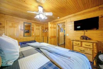 Photo 4 - Sunset Ridge Cozy Cabin for 6
