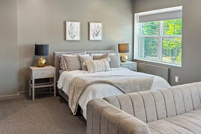 Photo 3 - Daniella's Suites