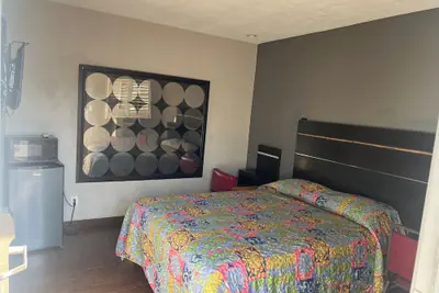 Photo 5 - El Grande Motel