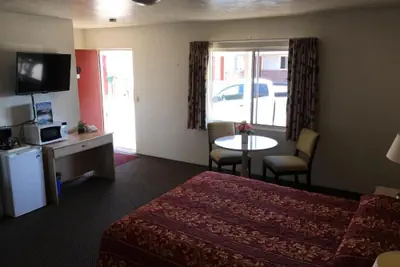 Photo 3 - Old Marina Inn