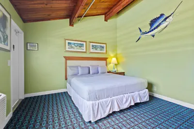 Photo 4 - Oceanfront Inn