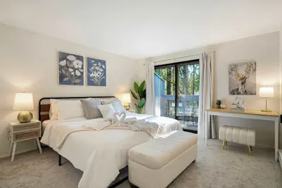 Photo 2 - @ Marbella Lane - Luxury Townhome 14 Min to Lumen