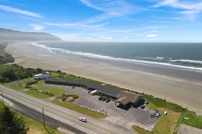 Photo 2 - Crescent Beach Motel