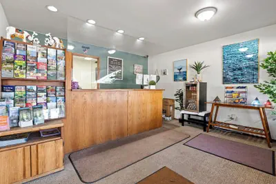 Photo 3 - Crescent Beach Motel