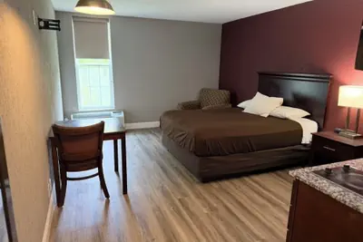 Photo 3 - Fieldstone Apartments & Studios