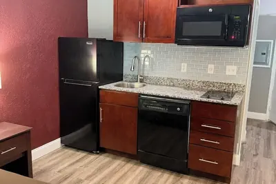 Photo 5 - Fieldstone Apartments & Studios