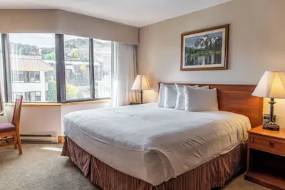 Photo 4 - The Grand Lodge by Traverse Hospitality (No Resort Fees)