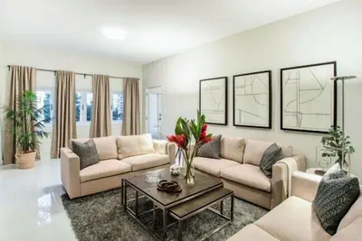 Photo 4 - Breathtaking 2-Br Beachside Apartment