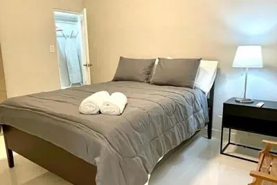 Photo 5 - Stunning 2-Bedroom Apartment