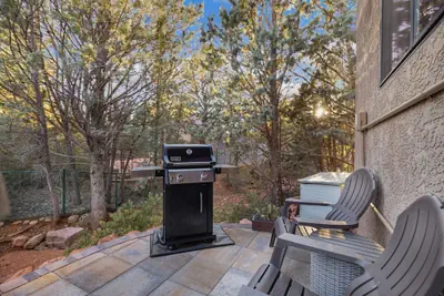 Photo 4 - Mammoth Rock Oasis-1 bd 1ba Hot Tub Free Pets