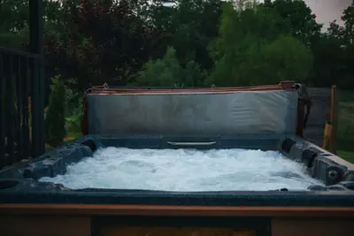 Photo 4 - Farm Stay Hot tub Pond Nature Views Near Dwntwn