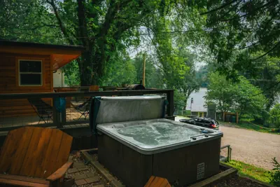 Photo 3 - Lakefront Hilltop Cabin Hot tub Firepit